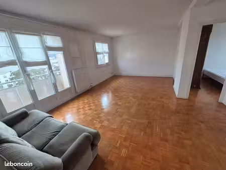 t3 meublé 60 m² avec balcon – bourgoin-jallieu