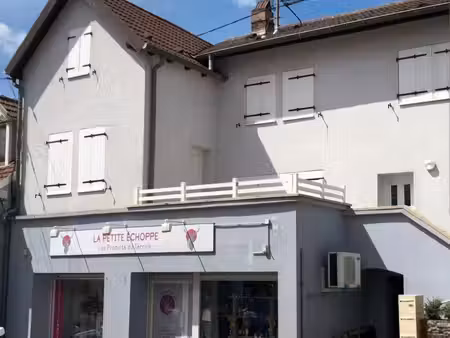 local commercial 65 m2