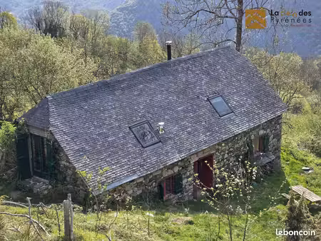 grange 2 pièces 130 m²
