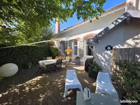 maison de ville 5 pièces 130 m²