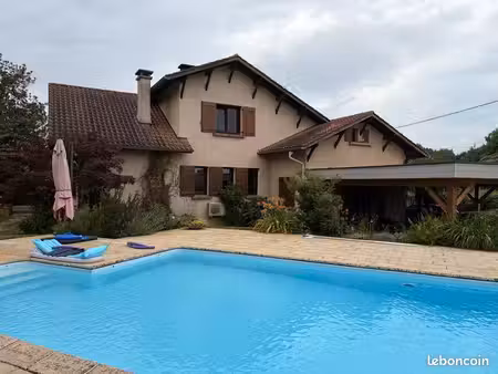 maison 155 m2 avec piscine