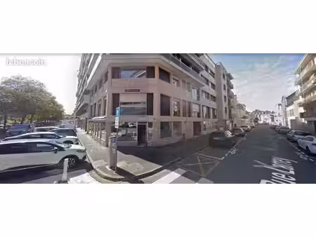 local commercial de 100 m 2 plein centre ville tarbes