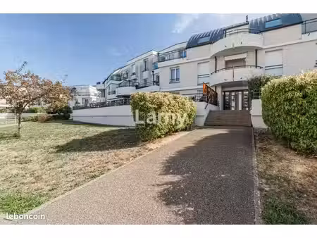 appartement 3 pièces 81 m²