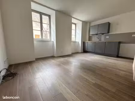 appartement 2 pièces 32 m²