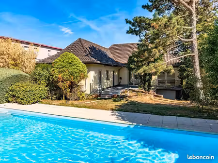 haguenau – spacieuse maison familiale avec piscine et jardin plein sud