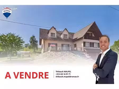 maison 9 pièces 236 m²