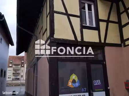 local commercial 145.54m² à louer 900 - haguenau 67500