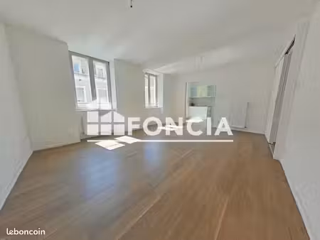 appartement 4 pièces 96.46m² à louer 775 - mulhouse 68200