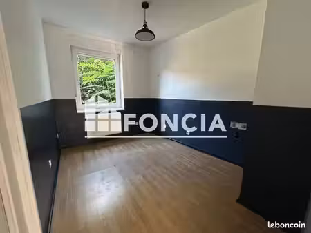 local commercial 2 pièces 31.53m² à louer 470 - mulhouse 68100