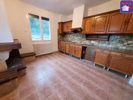 location maison 6 pièces 115 m² à eycheil (09200)  820 €