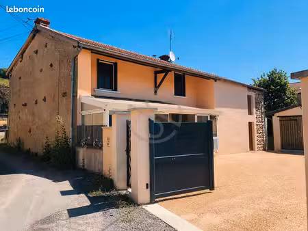 maison 6 pièces 93 m²
