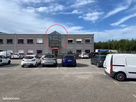 location bureau la motte servolex non meublé