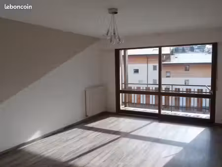 appartement - 3 pièces - 66m2 - étage 3/4