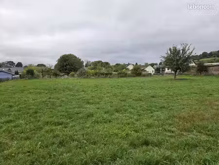 terrain 1 166 m² douvrend