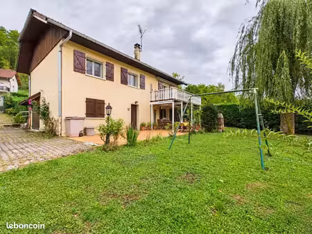 maison 6 pièces 138 m²