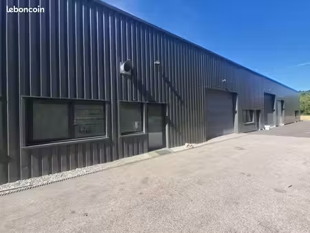 local d’activité / entrepôt 200 m² - zi perrignier