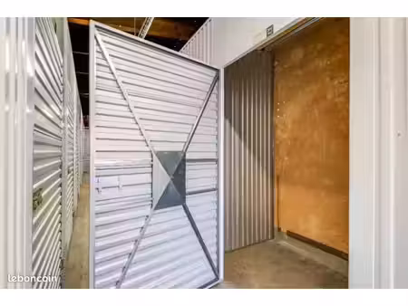 garage/box 2 m² coignieres