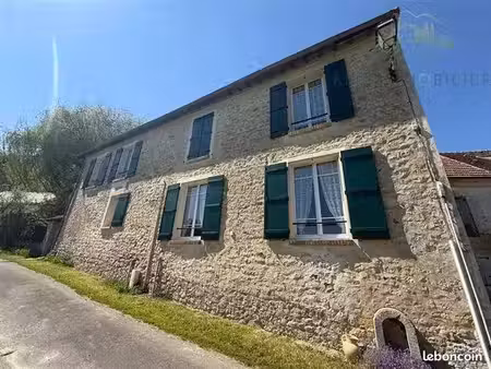 maison 5 pièces 137 m²