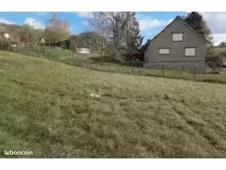 vends terrain à bâtir