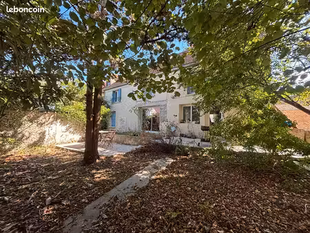 maison 6 pièces 135 m²