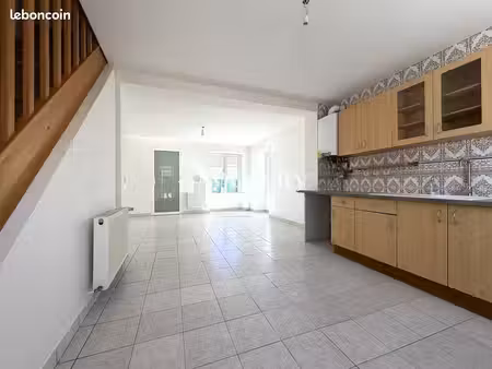 maison de ville 4 pièces 64 m²