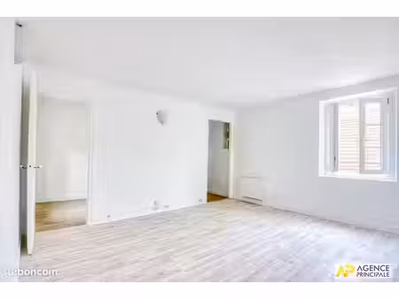 appartement 3 pièces 47 m²