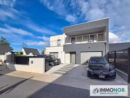 maison 6 pièces 149 m²