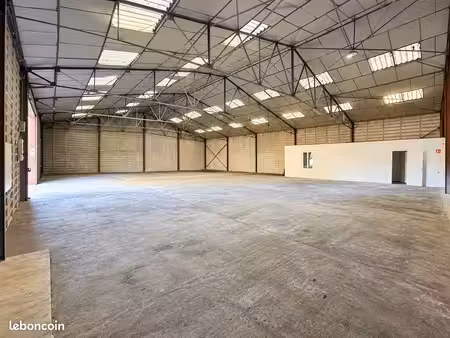 entrepot 500m2 à louer accés pl