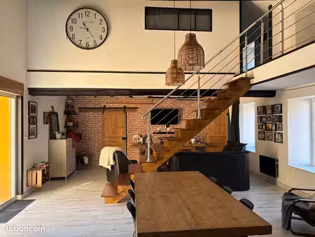 maison 6 pièces 162 m²
