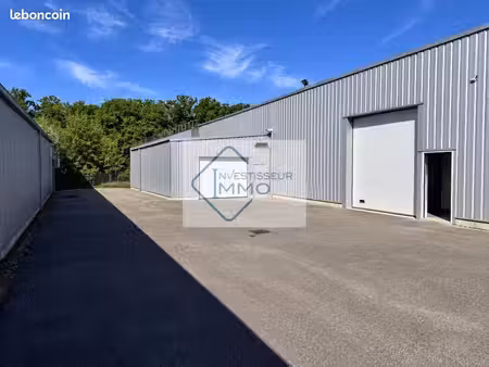 local d'activité 150 m²