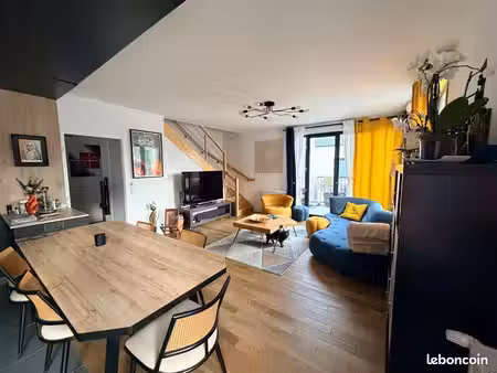 versailles – duplex haut de gamme – 93 m² carrez / 100 m² habitables – 4 chambres – balcon