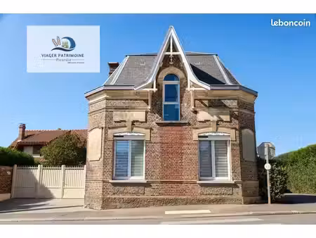propriété 8 pièces 212 m²