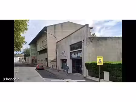 local commercial