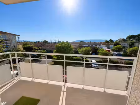 lumineux appartement dans résidence sécurisée