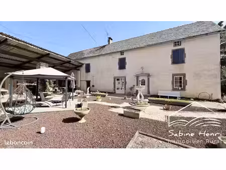 maison 6 pièces 200 m²