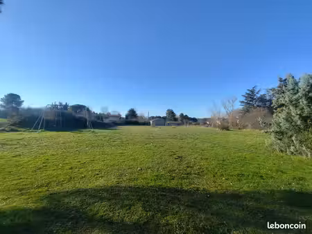 rare a graulhet - 3200m2 de terrain a batir - 85 000