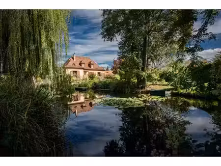 charmante perigourdine  +/-220m2  4 chambres  jardin et etang sur 3145m2