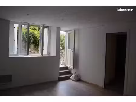 appartement t2  48m2  centre