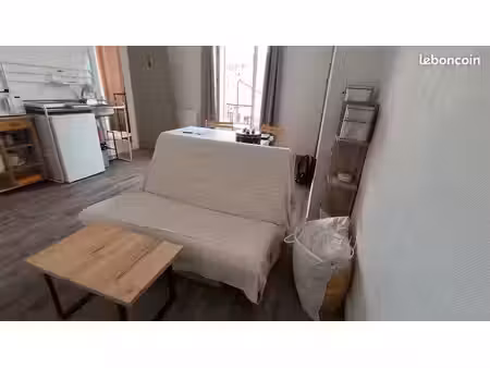 studio meublé de 25m² pour location étudiante (9 mois)