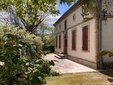maison 6 pièces 215 m2