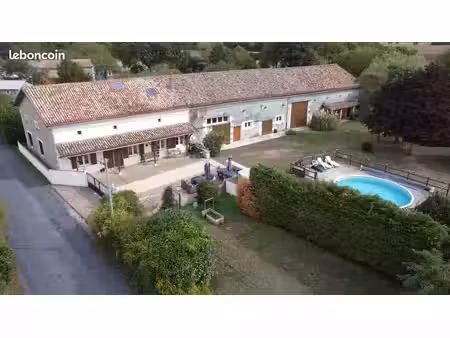propriété 14 pièces 274 m²