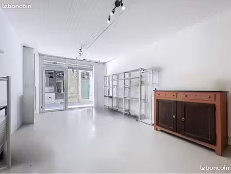 local commercial