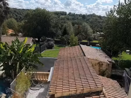 maison de bourg vue sur la forêt (158m2) et son gîte (73m2)