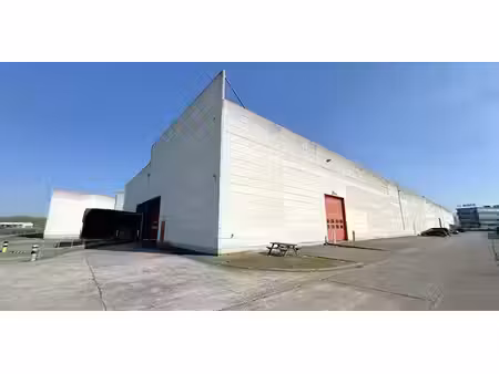 bâtiment d’entreprise à louer à mechelen pour € 13.500