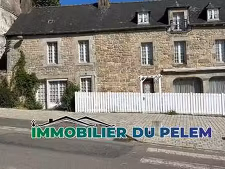 vente maison à saint-nicolas-du-pélem (22480) : à vendre / 180m² saint-nicolas-du-pélem