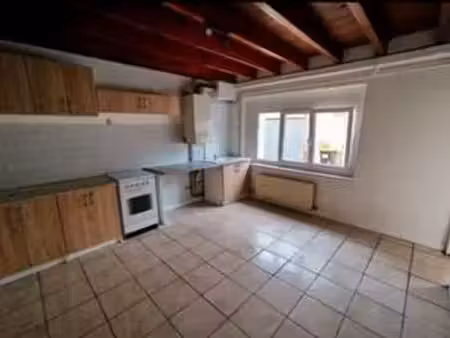 location appartement 3 pièces à la réole (33190) : à louer 3 pièces / 65m² la réole
