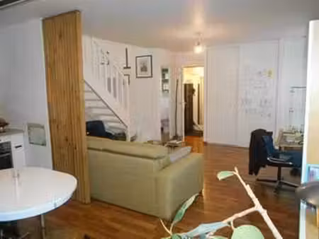 location appartement 3 pièces meublé à auray (56400) : à louer 3 pièces meublé / 72m² aura
