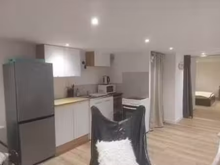 location appartement 2 pièces meublé à chavagnes-en-paillers (85250) : à louer 2 pièces me