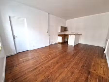 location appartement 3 pièces à dieppe (76200) : à louer 3 pièces / 72m² dieppe