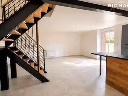 location divers au verger (35160) : à louer / 98m² le verger